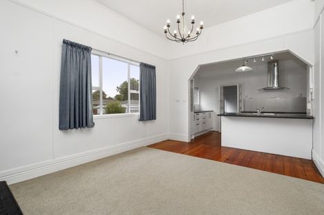 Photo of property in 60 Prospect Terrace, Pukekohe, 2120
