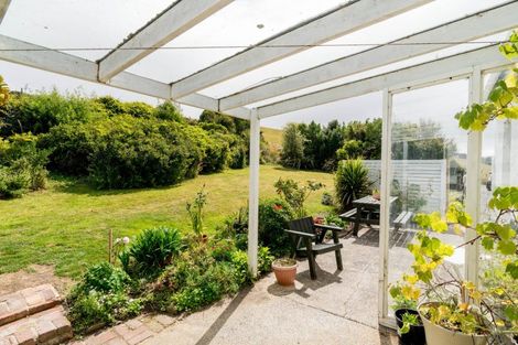 Photo of property in 11 Dicksons Road, Kuri Bush, Brighton, 9091