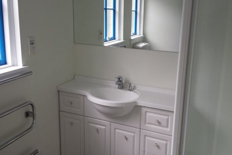 Photo of property in 35 Allard Street, Edgeware, Christchurch, 8013