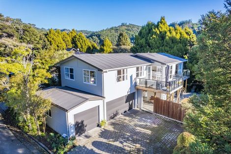 Photo of property in 20 Freemans Way, Pinehaven, Upper Hutt, 5019