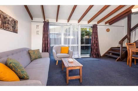 Photo of property in 2/106 Sparks Road, Hoon Hay, Christchurch, 8025