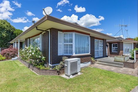 Photo of property in 2 Webb Avenue, Levin, 5510