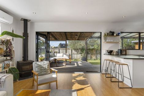 Photo of property in 112a Kiwi Road, Whangamata, 3620