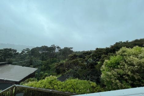 Photo of property in 132 Kittiwake Drive, Schnapper Rock, Auckland, 0632