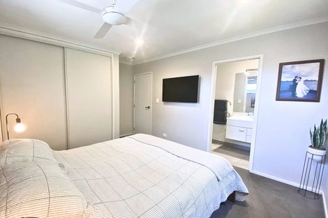 Photo of property in 15 Ian Place, Waihi Beach, 3611