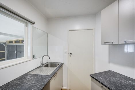 Photo of property in 4 Upham Crescent, Taradale, Napier, 4112