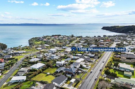 Photo of property in 1006 Whangaparaoa Road, Tindalls Beach, Whangaparaoa, 0930