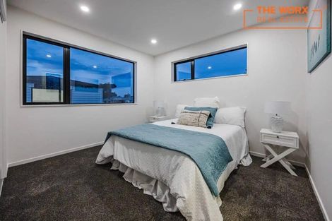 Photo of property in 32c Grande Vue Road, Hillpark, Auckland, 2102
