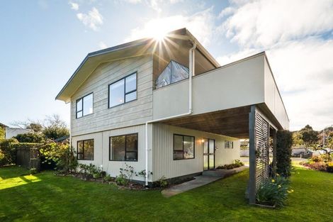 Photo of property in 11 Pohutukawa Drive, Athenree, Katikati, 3177