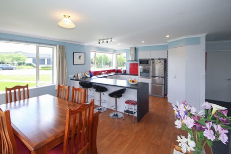 Photo of property in 15 North Ridge Drive, Oamaru North, Oamaru, 9400