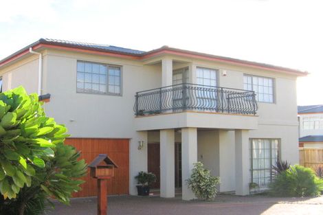 Photo of property in 15 Kaseng Place, East Tamaki Heights, Auckland, 2016