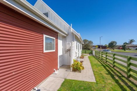 Photo of property in 24 Wells Place, Whitianga, 3510