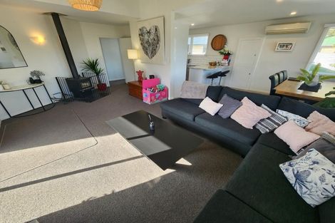 Photo of property in 72 Niven Street, Avondale, Christchurch, 8061