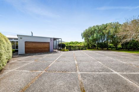 Photo of property in 129 Richmond Road, Brixton, New Plymouth, 4373