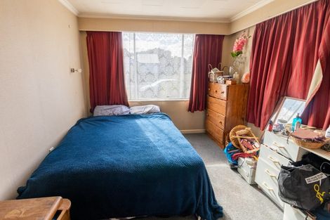 Photo of property in 71 Lowe Street, Avenal, Invercargill, 9810