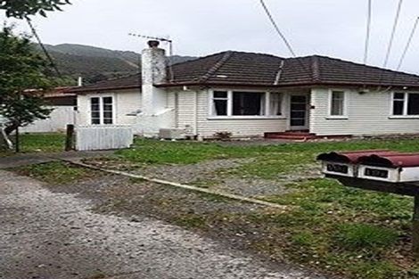 Photo of property in 19 Wood Street, Wainuiomata, Lower Hutt, 5014