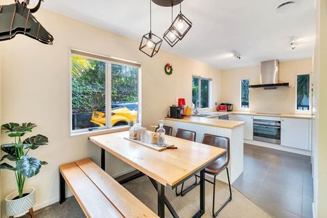 Photo of property in 92 Glendene Avenue, Glendene, Auckland, 0602