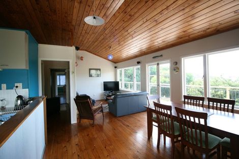 Photo of property in 39 Baddeleys Beach Road, Tawharanui Peninsula, Warkworth, 0986