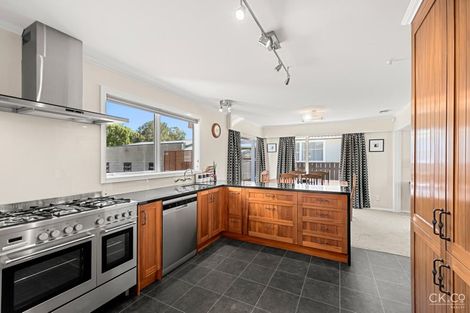 Photo of property in 71 Holdsworth Avenue, Trentham, Upper Hutt, 5018