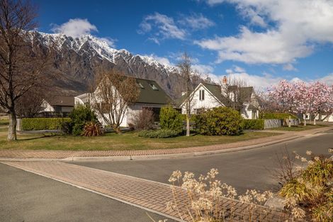 Photo of property in 34 Copper Beech Avenue, Frankton, Queenstown, 9300