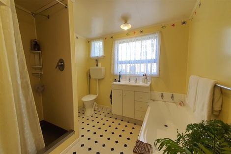 Photo of property in 749 Hakataramea Highway, Waimate, 7977