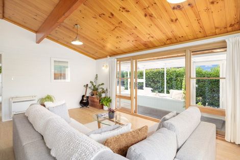 Photo of property in 2 Wakatu Avenue, Moncks Bay, Christchurch, 8081