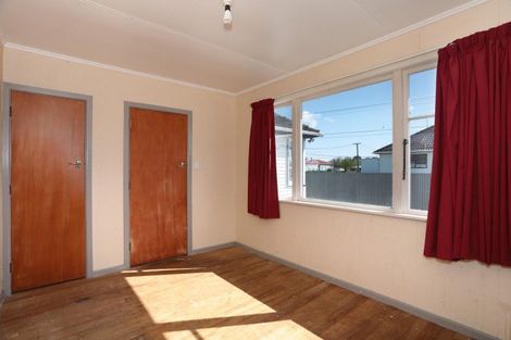 Photo of property in 7 Gladstone Street, Foxton, 4814