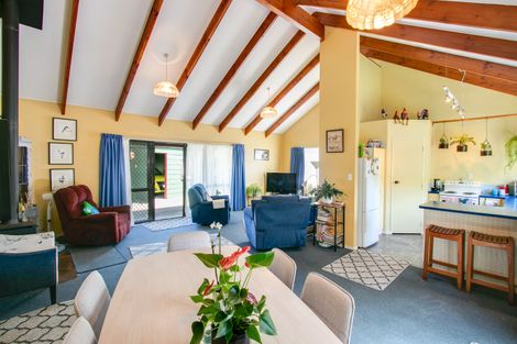 Photo of property in 10 Martin Dale, Raureka, Hastings, 4120