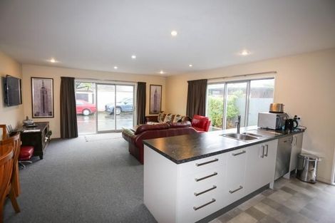 Photo of property in 53 Ilam Road, Upper Riccarton, Christchurch, 8041