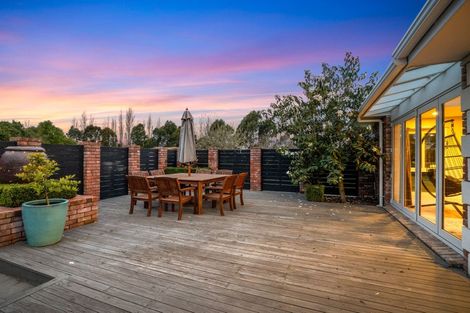 Photo of property in 86 Stanleys Road, Harewood, Christchurch, 8051