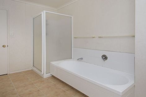 Photo of property in 130 Evans Road, Papamoa Beach, Papamoa, 3118