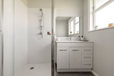 Photo of property in 2 Yeats Crescent, Fairfield, Hamilton, 3214