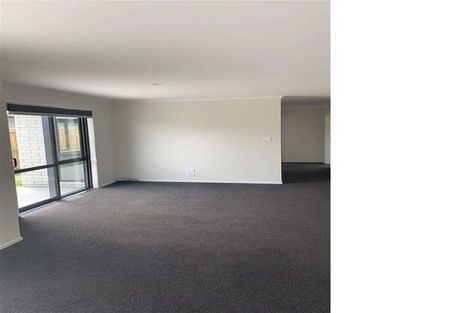 Photo of property in 11 Navy Lane, Papamoa, 3118