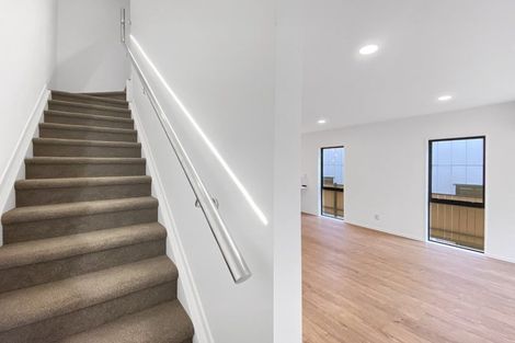 Photo of property in 3b Frontier Lane, Flat Bush, Auckland, 2019