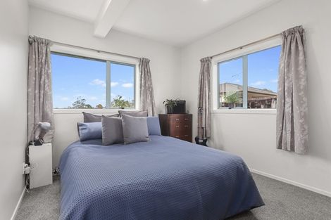 Photo of property in 217 Glengarry Road, Glen Eden, Auckland, 0602