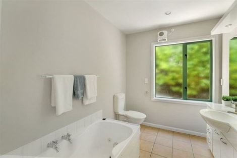 Photo of property in 141b Moncks Spur Road, Redcliffs, Christchurch, 8081