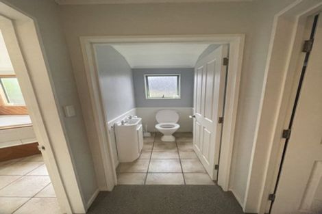 Photo of property in 4 Guernsey Place, Grandview Heights, Hamilton, 3200