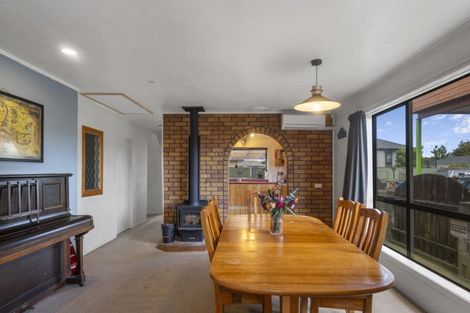 Photo of property in 15 Pemberton Crescent, Greerton, Tauranga, 3112