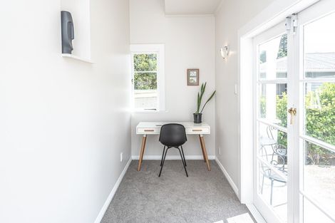 Photo of property in 2c Saint Leonard Street, Saint Johns Hill, Whanganui, 4501