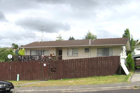 Photo of property in 2/2 Tacitus Place, Totara Vale, Auckland, 0629