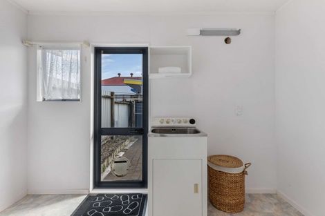 Photo of property in 86b Queen Street, Waiuku, 2123