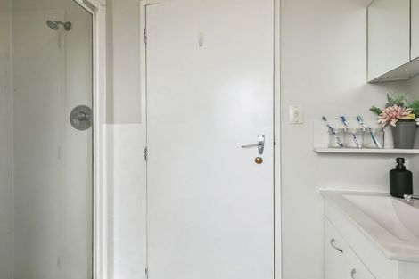 Photo of property in 30 Lupin Terrace, Tawa, Wellington, 5028