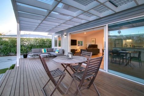 Photo of property in 51a Taradale Road, Marewa, Napier, 4110