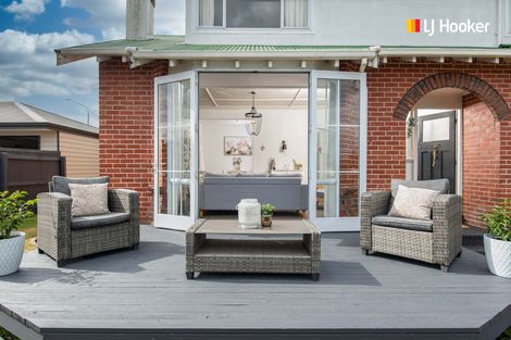 Photo of property in 1 Mure Street, Mosgiel, 9024