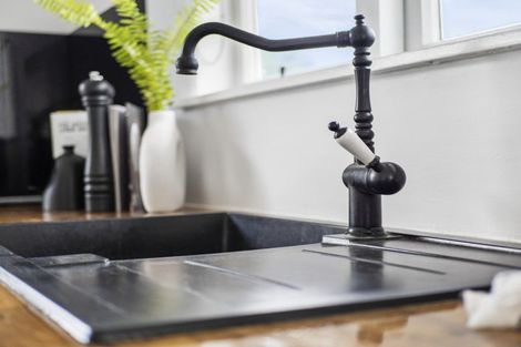 Photo of property in 6 Donovan Street, Te Puke, 3119