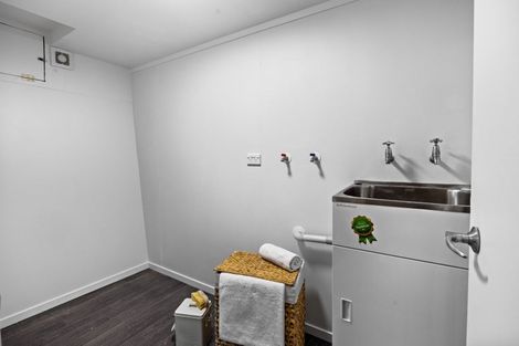 Photo of property in 20 Stuart Place, Blagdon, New Plymouth, 4310