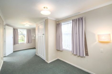 Photo of property in 14 Humphries Street, Greytown, 5712