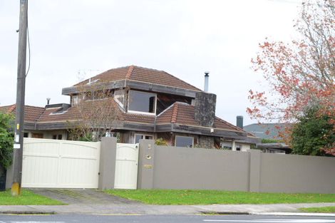 Photo of property in 3 Cockle Bay Road, Cockle Bay, Auckland, 2014