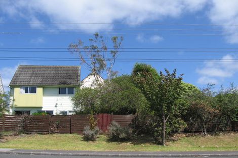 Photo of property in 1/80 Birkdale Road, Birkdale, Auckland, 0626