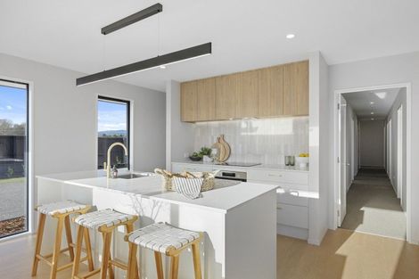 Photo of property in 41 Candlesticks Crescent, Lincoln, 7608